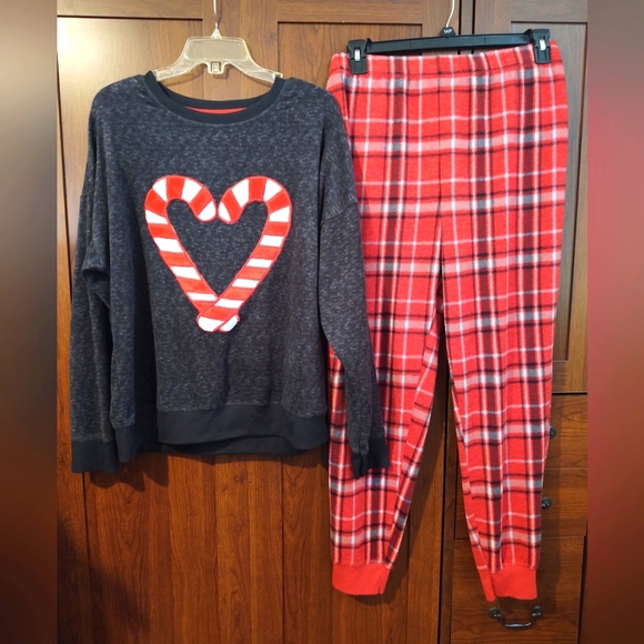 Secret Treasures Pajama Set Women Sz XL Christmas - Picture 2 of 15